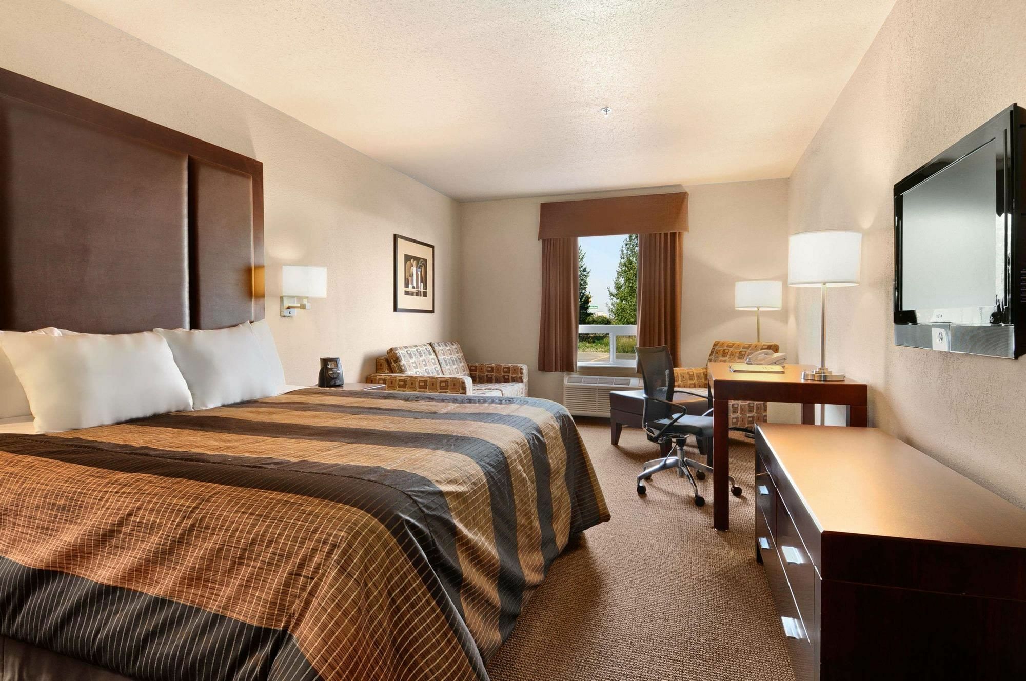 Days Inn By Wyndham Реджайна Номер фото
